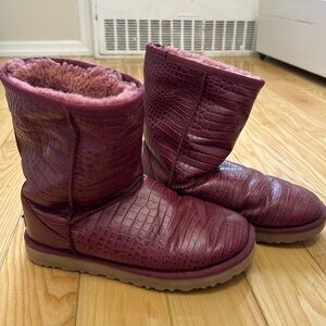 UGG Australia Womens Classic Short Crocodile 1012900 Leather